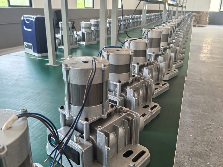 Motor assembly workshop at the Orsenar factory
